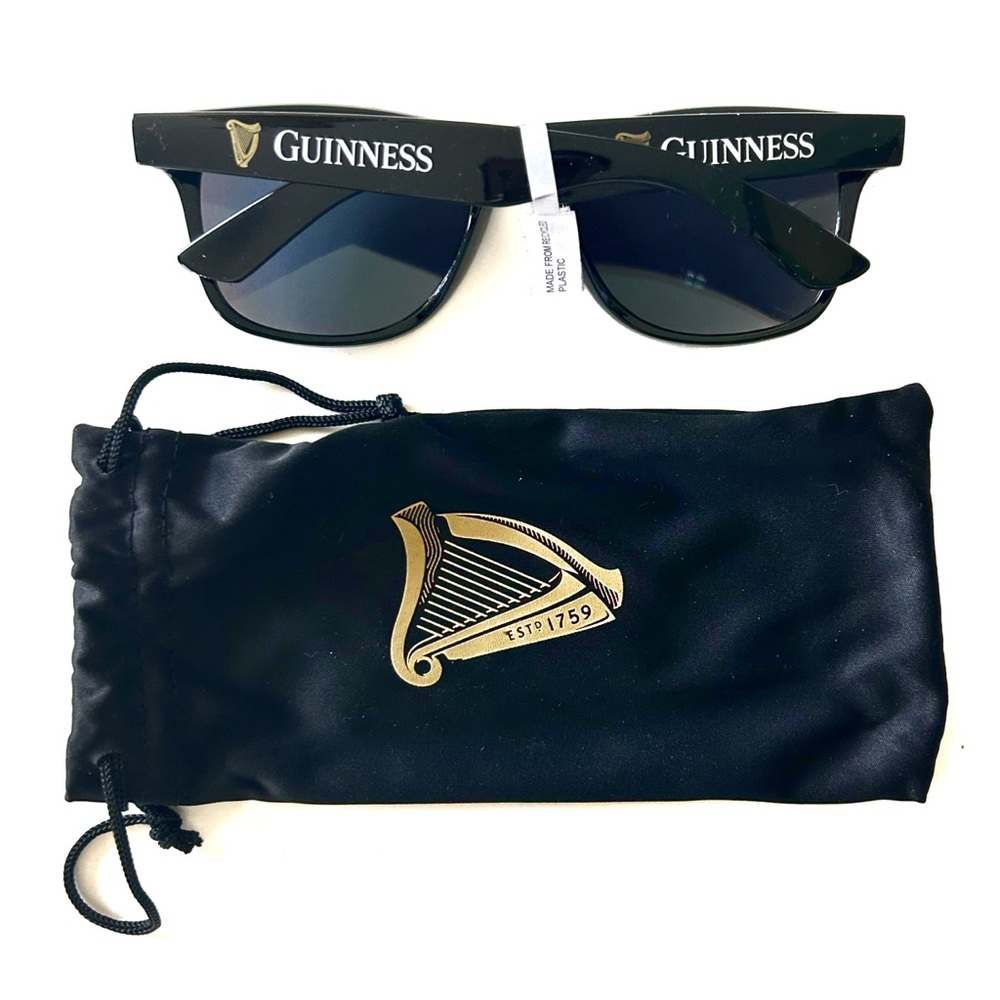 Guinness Beer Brewery Sunglasses with Fabric Case Bag Black Gold Harp Logo Pint